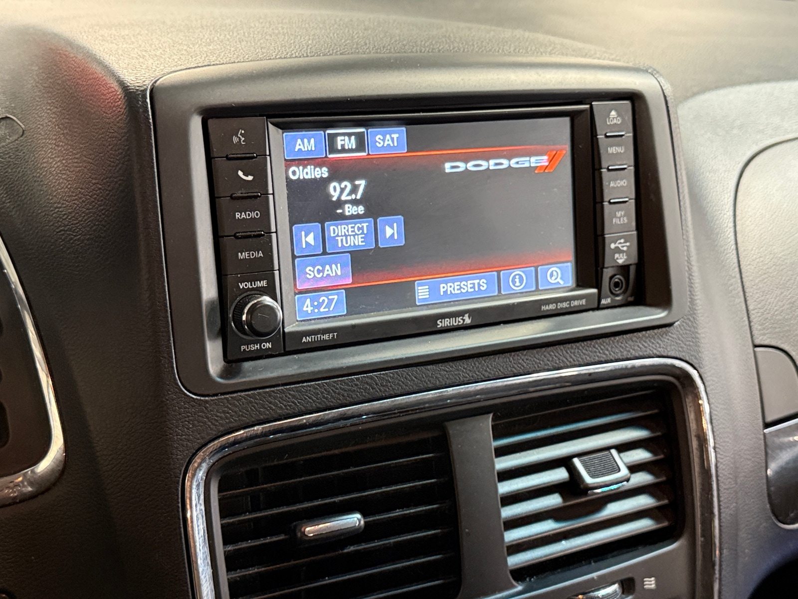 Thumbnail: 2017 Dodge Grand Caravan - 4