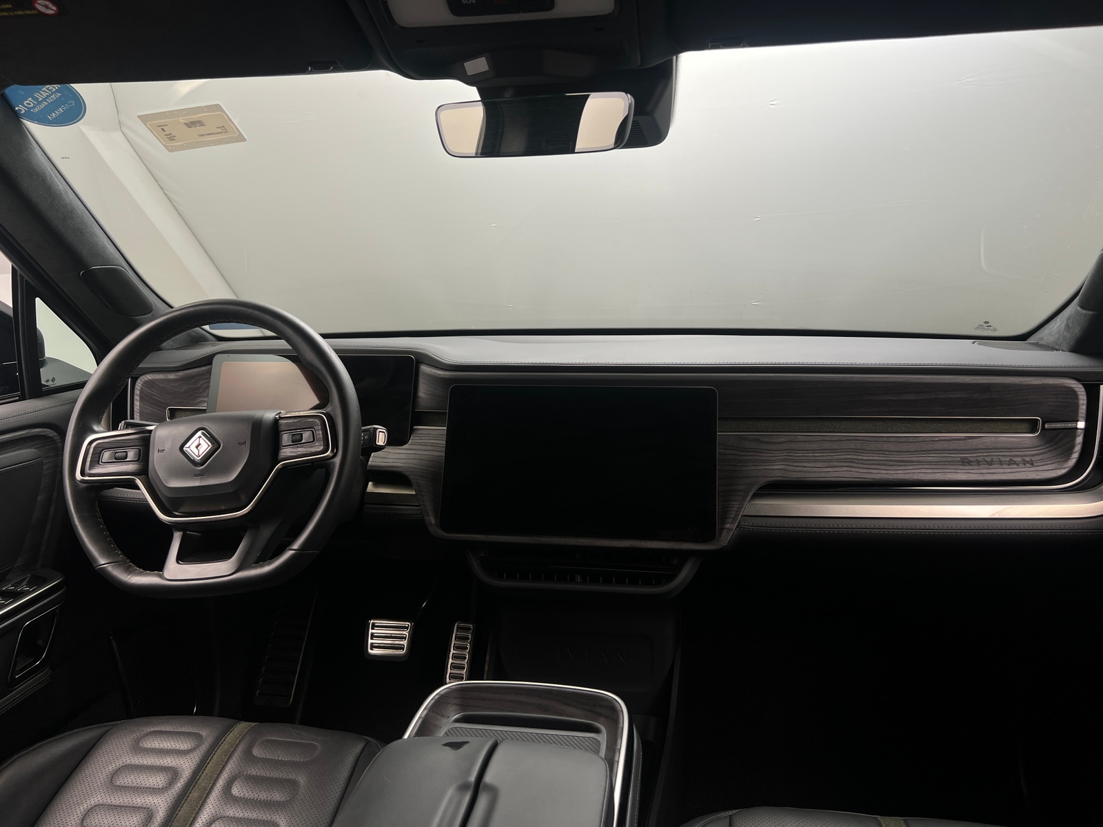 Thumbnail: 2022 Rivian R1T - 2