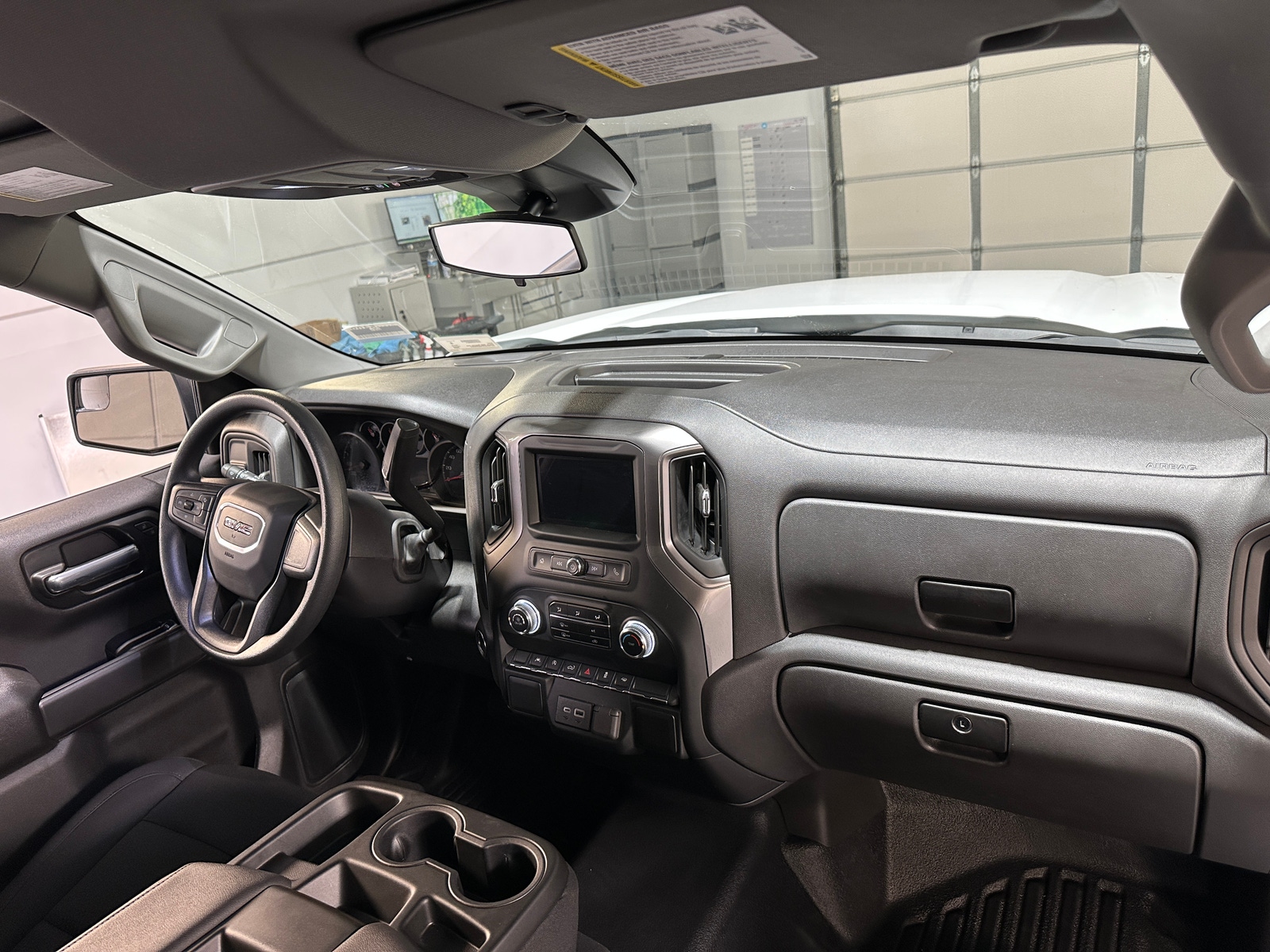 Thumbnail: 2025 GMC Sierra 1500 - 3