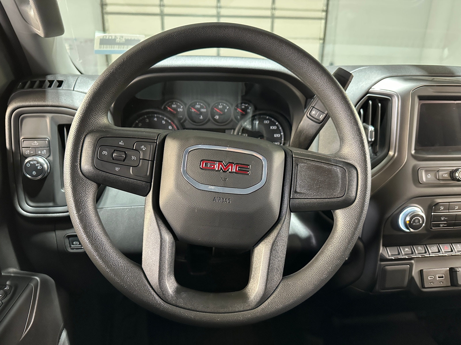 Thumbnail: 2025 GMC Sierra 1500 - 5