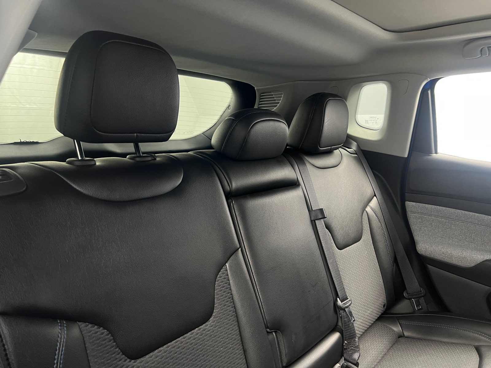 Thumbnail: 2022 Jeep Compass - 6