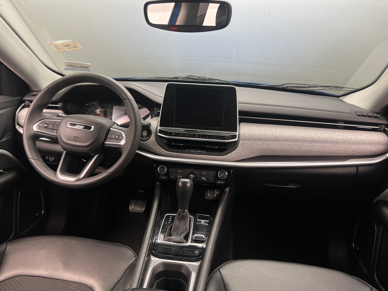 Thumbnail: 2022 Jeep Compass - 3