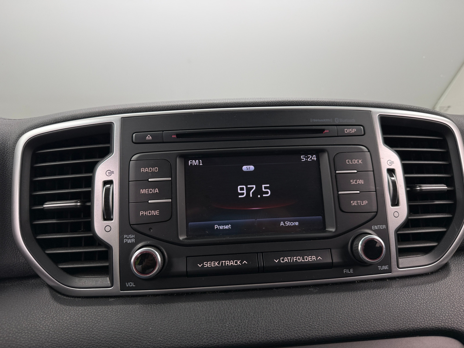 Thumbnail: 2018 Kia Sportage - 4