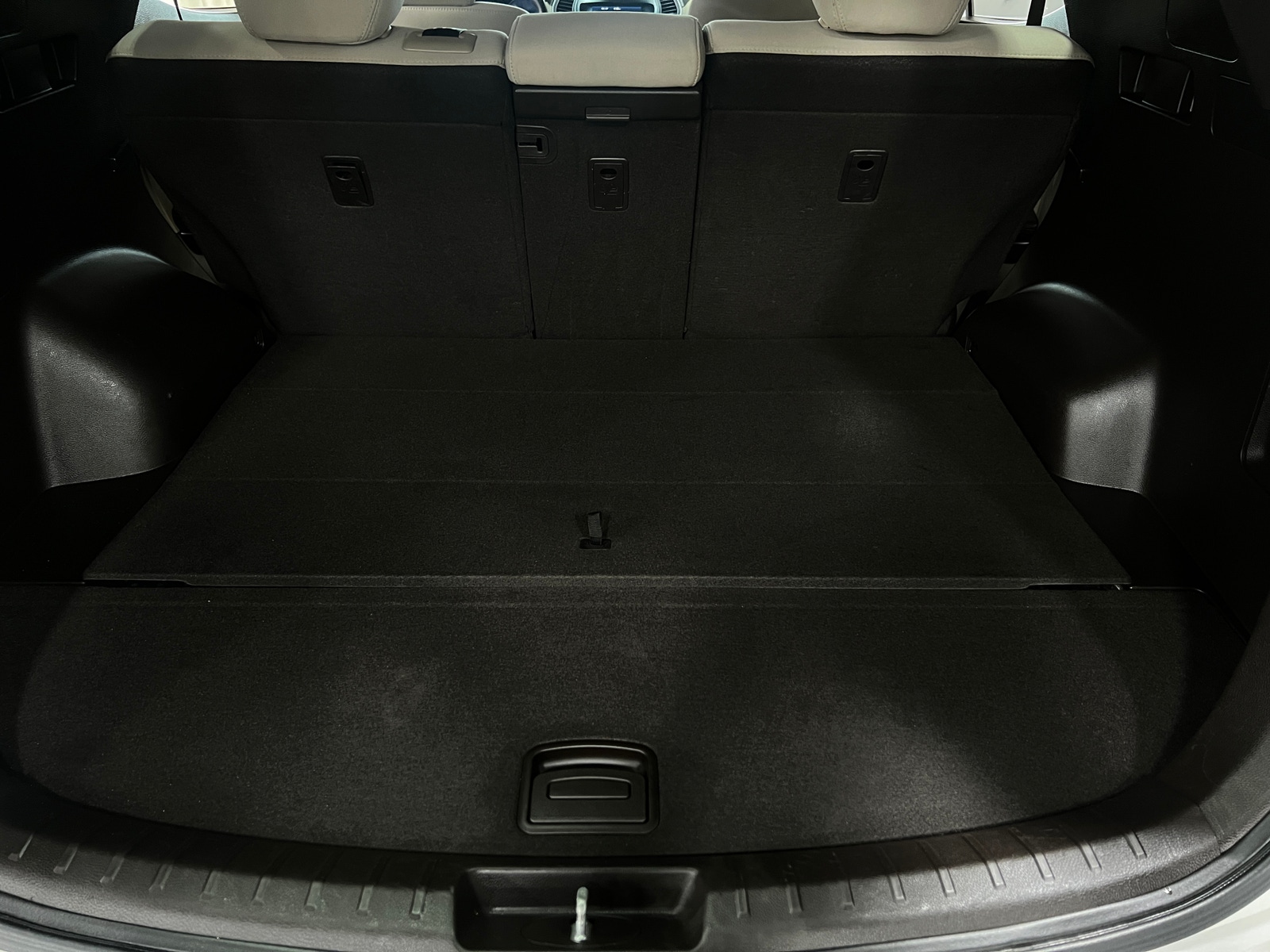 Thumbnail: 2017 Hyundai Santa Fe - 7