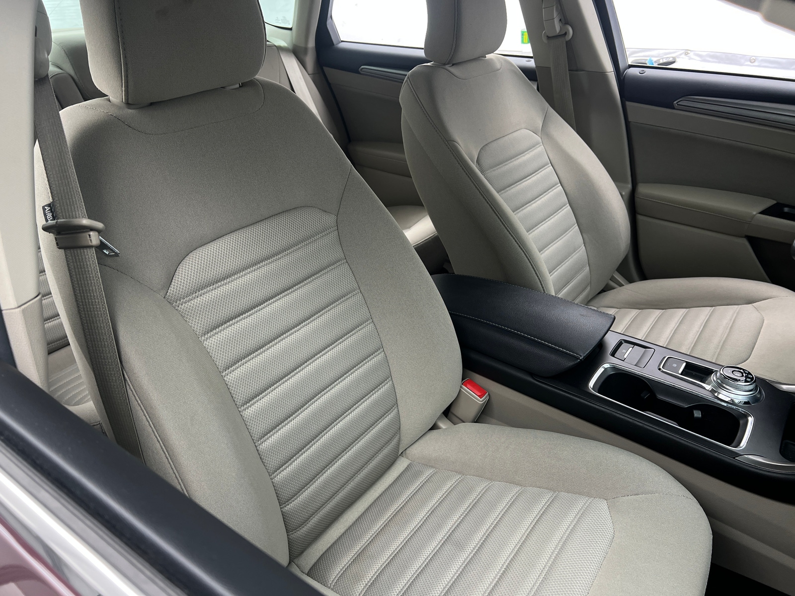 Thumbnail: 2017 Ford Fusion - 2