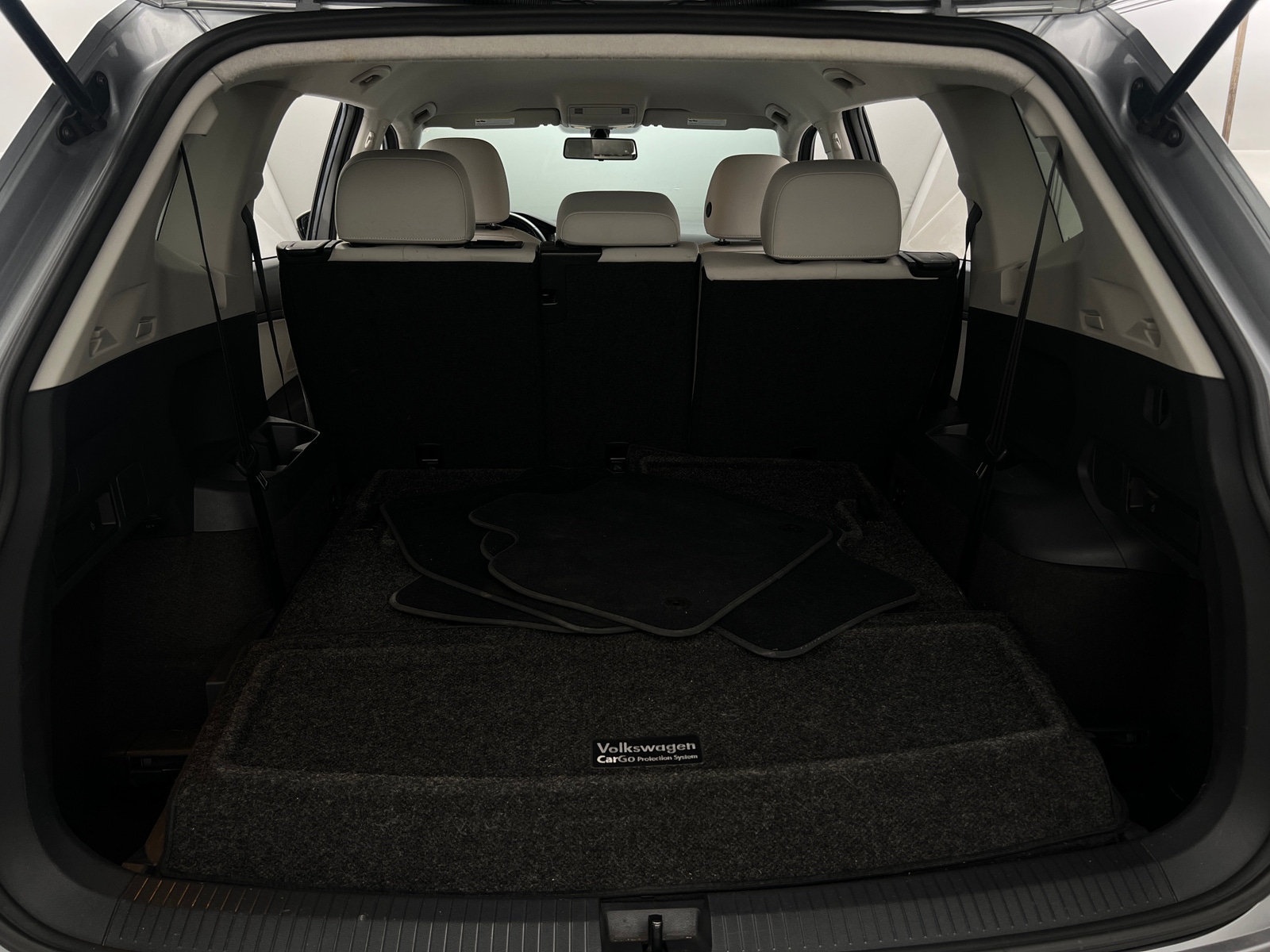 Thumbnail: 2019 Volkswagen Tiguan - 6