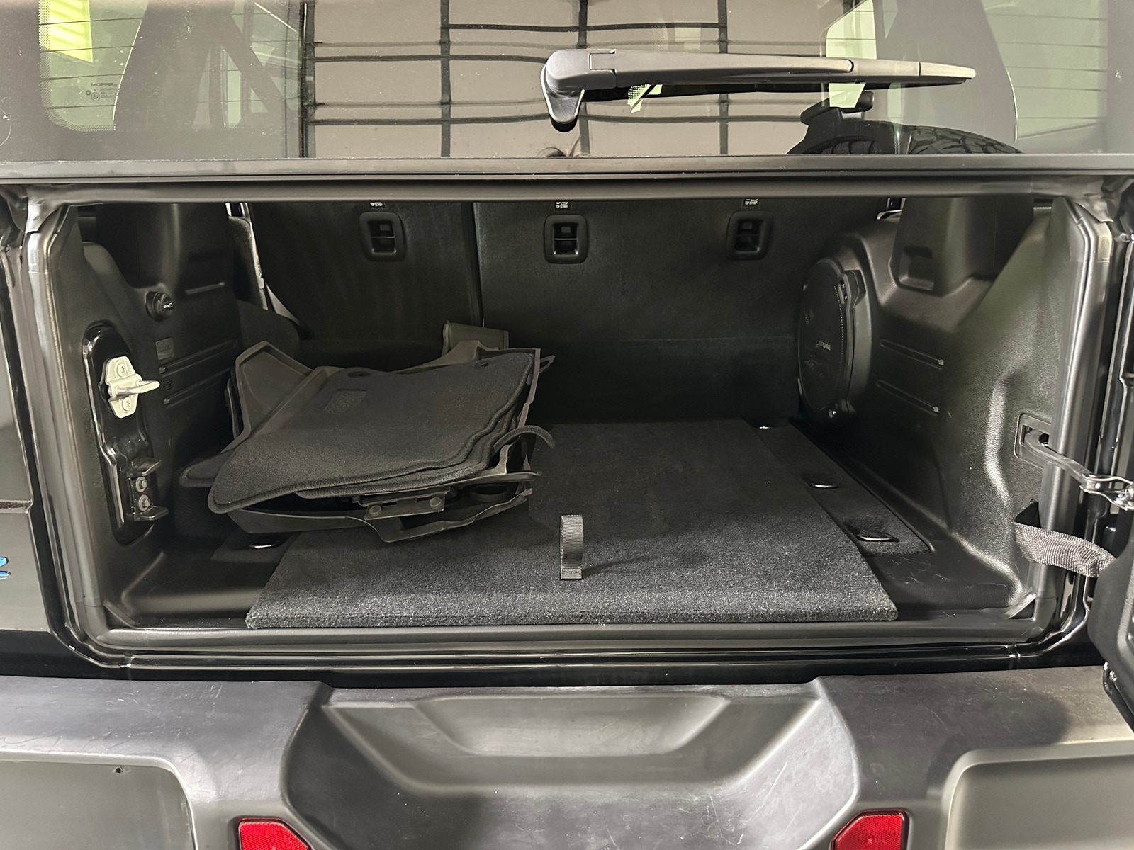 Thumbnail: 2023 Jeep Wrangler - 7