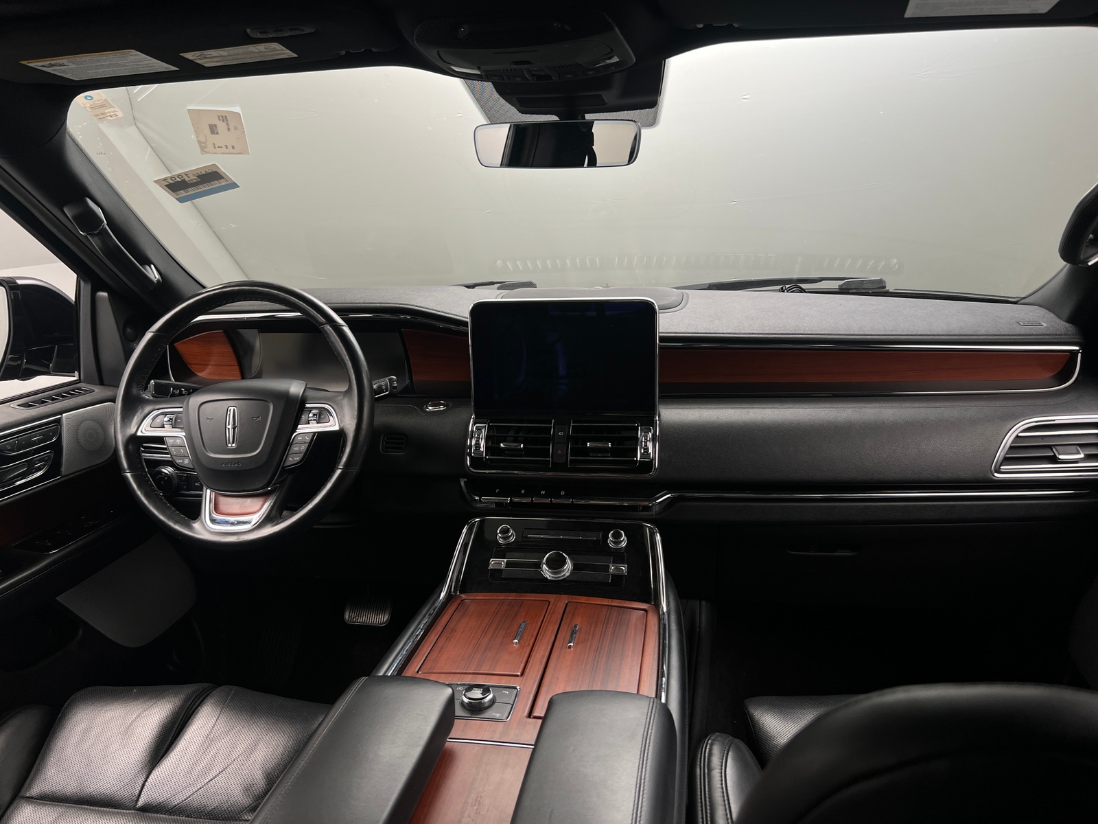 Thumbnail: 2020 Lincoln Navigator - 2