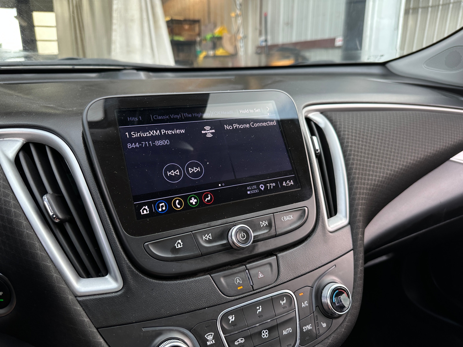 Thumbnail: 2024 Chevrolet Malibu - 4