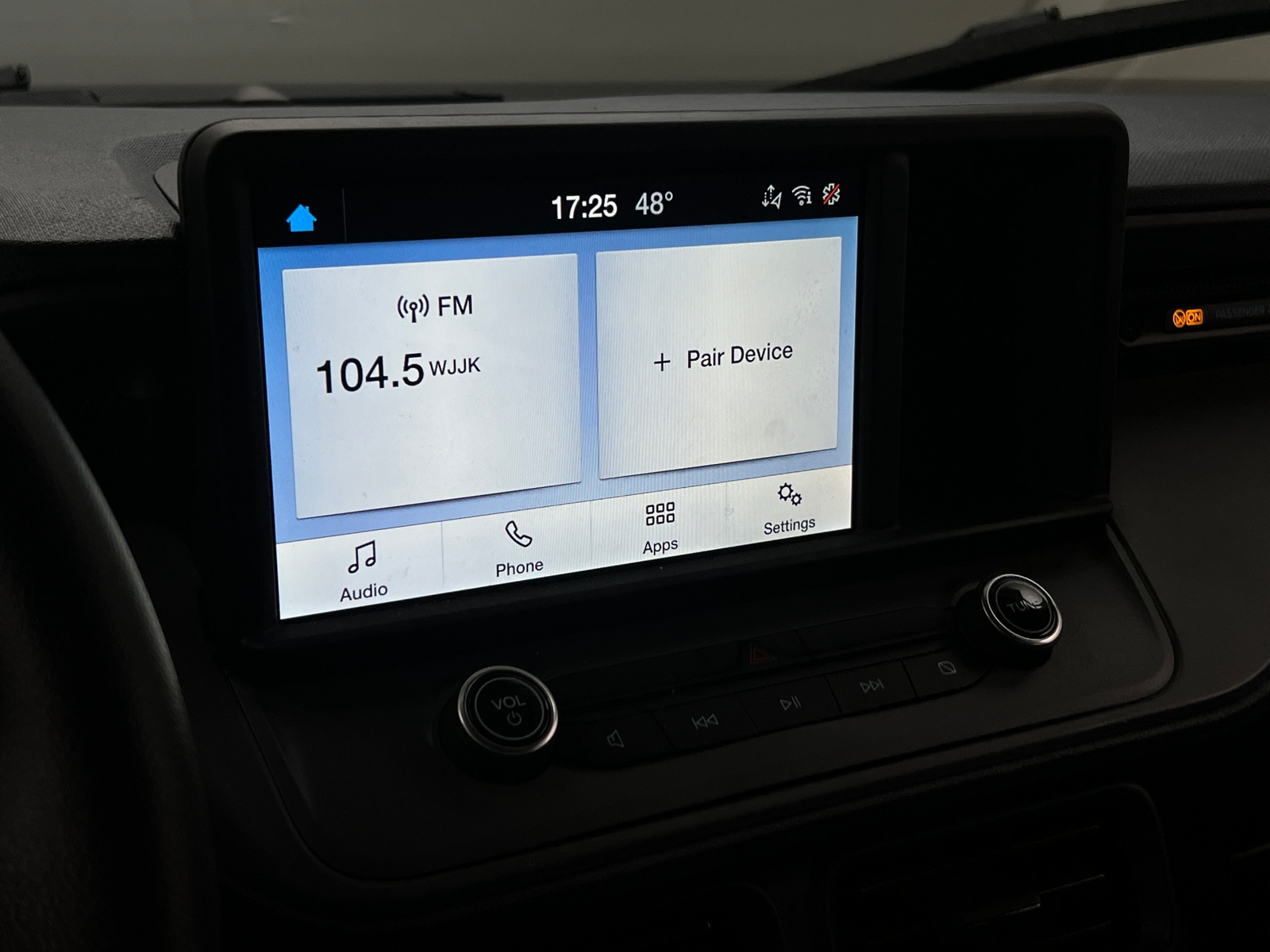 Thumbnail: 2022 Ford Maverick - 4