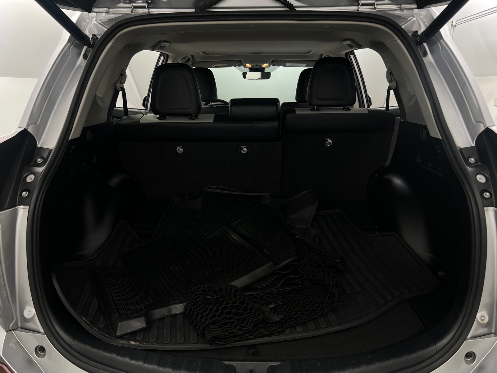 Thumbnail: 2018 Toyota RAV4 - 6