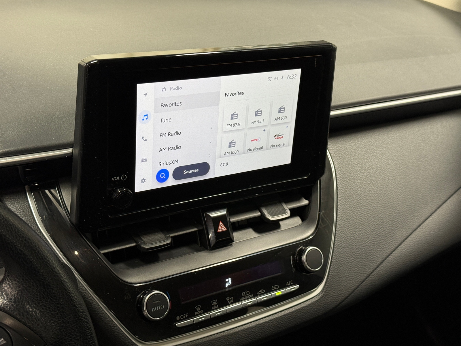 Thumbnail: 2024 Toyota Corolla - 4