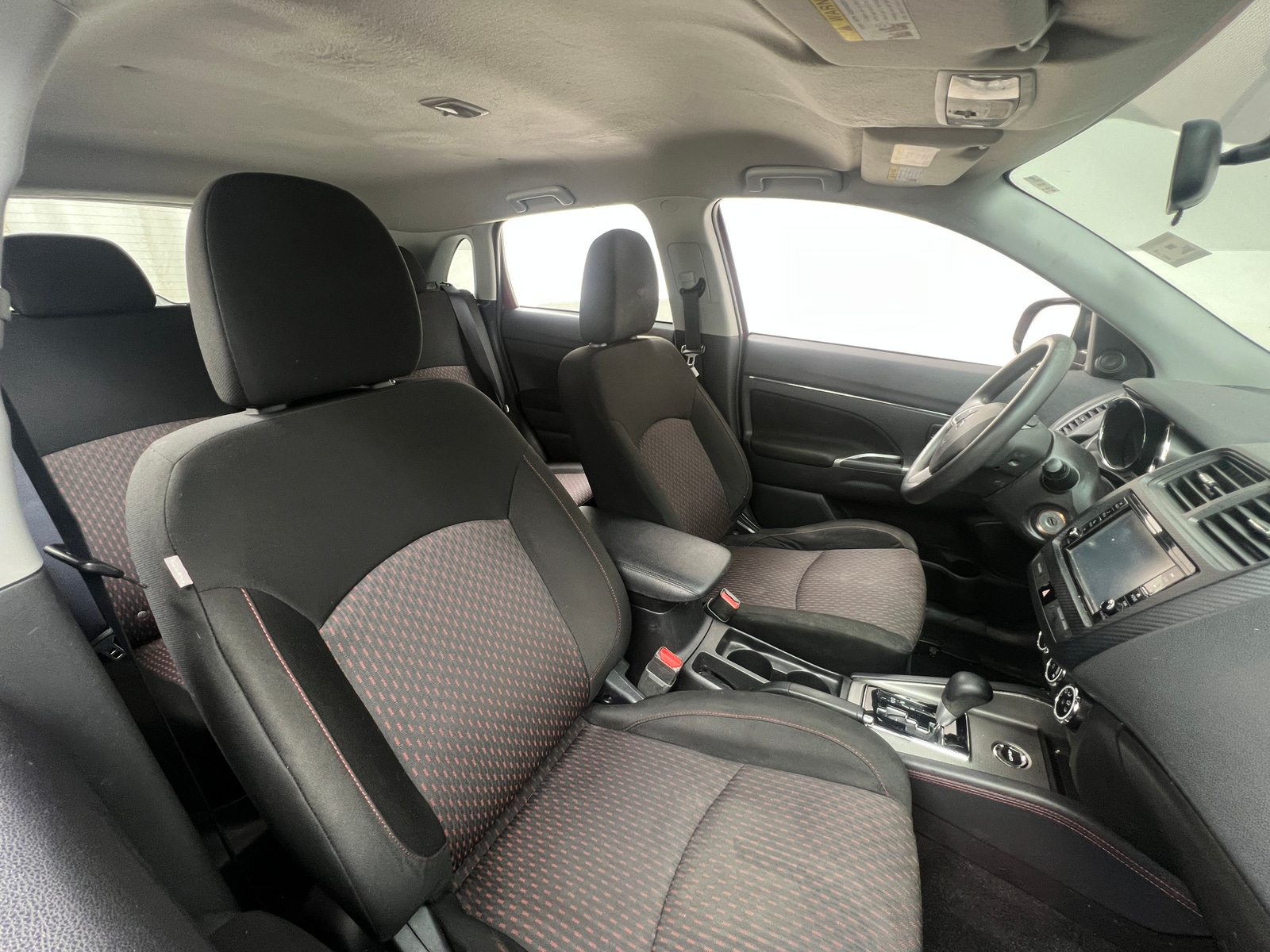 Thumbnail: 2019 Mitsubishi Outlander Sport - 2