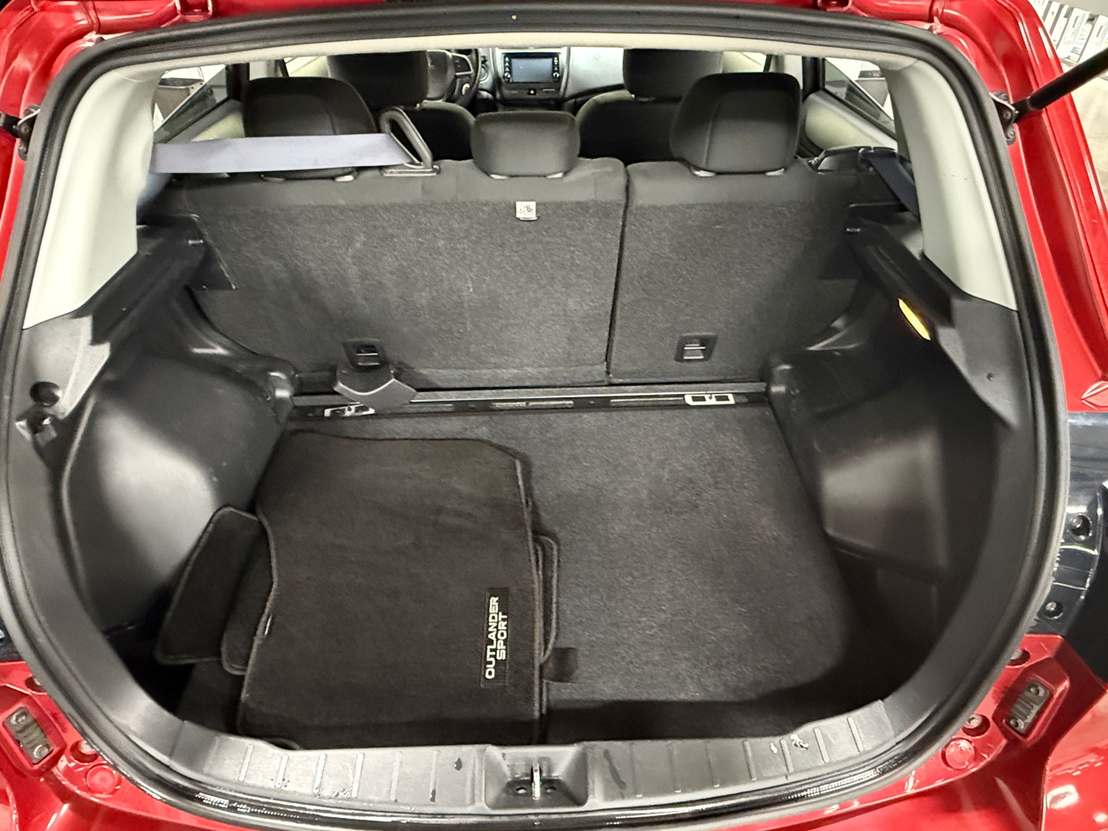 Thumbnail: 2019 Mitsubishi Outlander Sport - 7