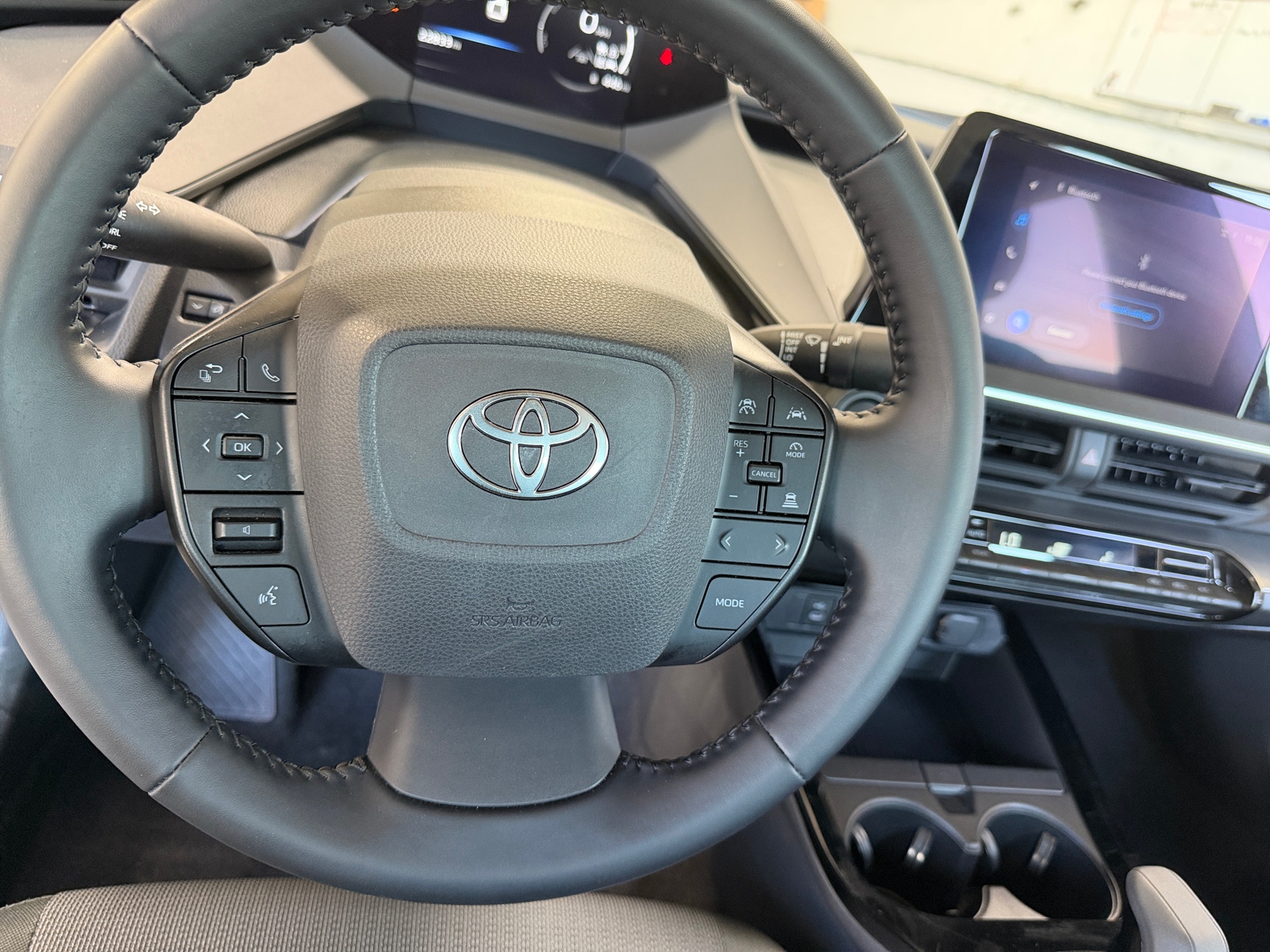 Thumbnail: 2025 Toyota Prius - 5