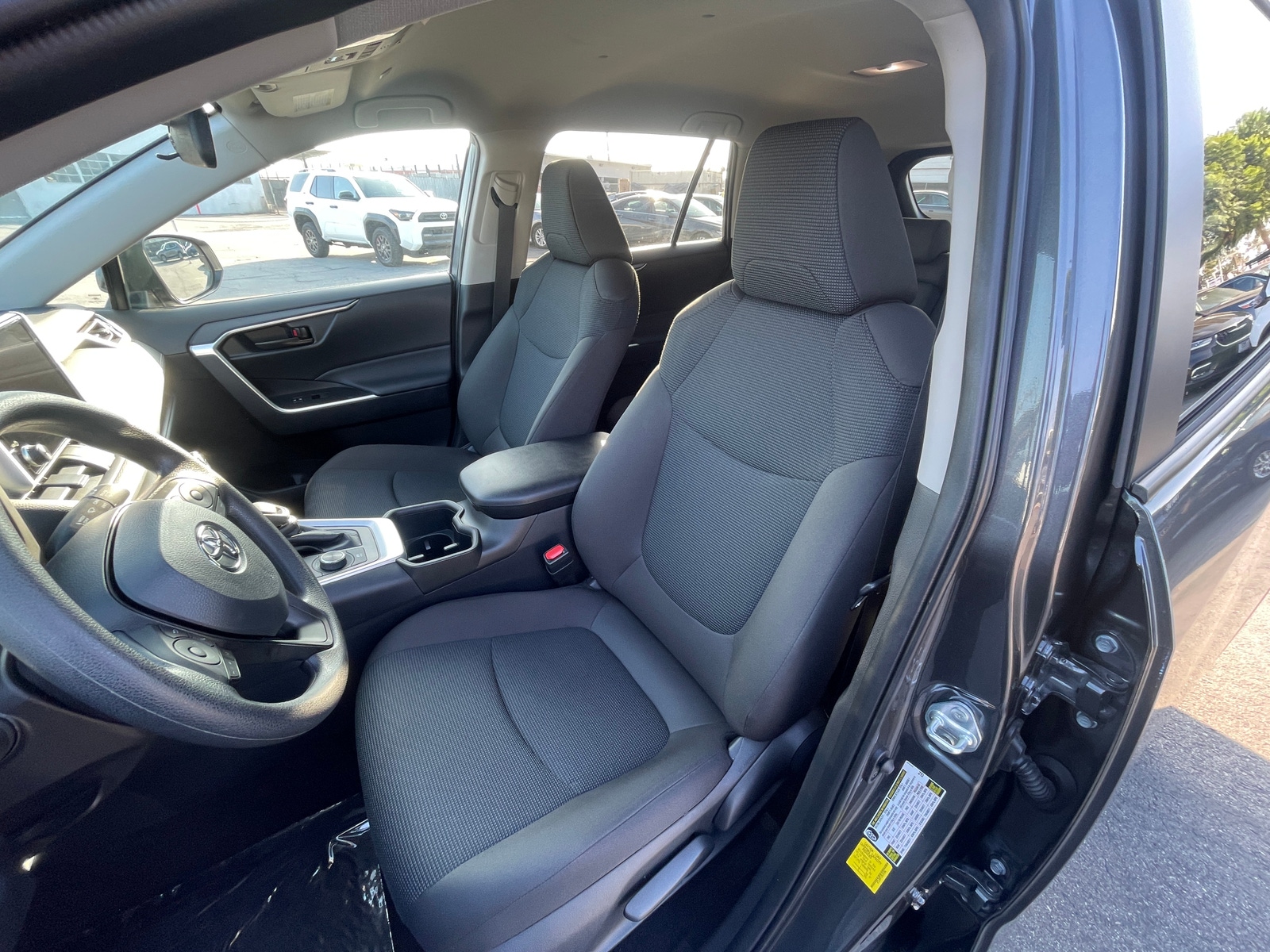 Thumbnail: 2025 Toyota RAV4 - 2