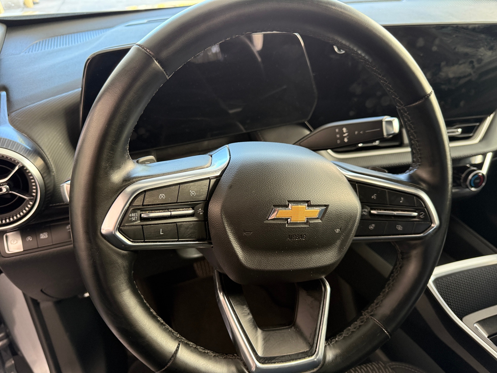 Thumbnail: 2025 Chevrolet Equinox - 5