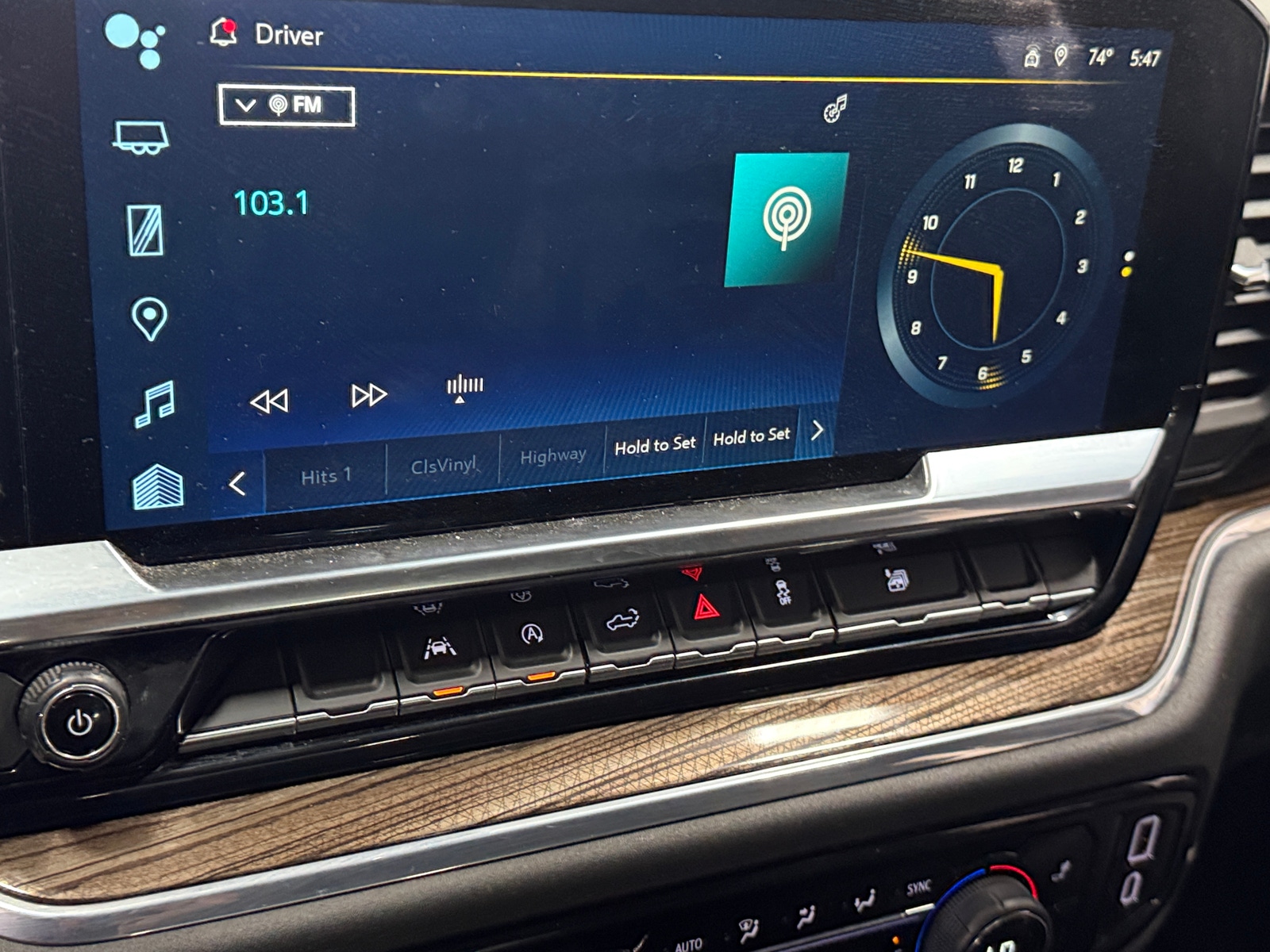 Thumbnail: 2024 Chevrolet Silverado 1500 - 4