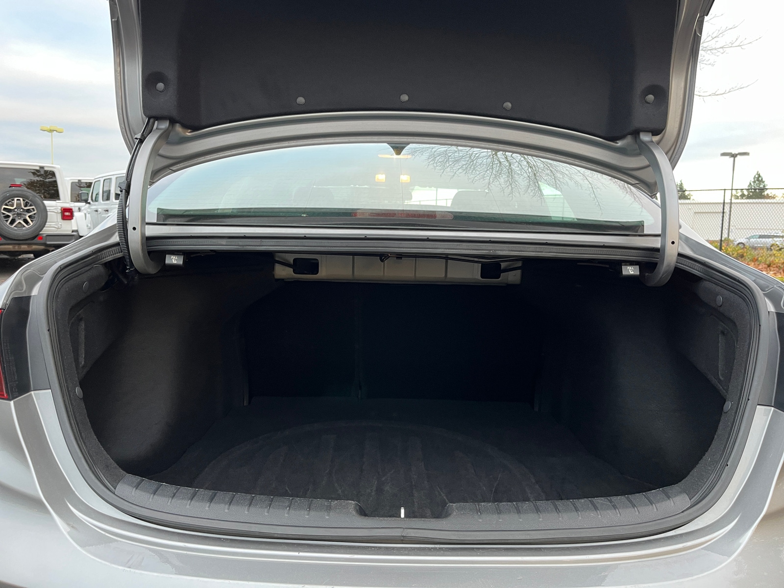 Thumbnail: 2024 Kia Forte - 6