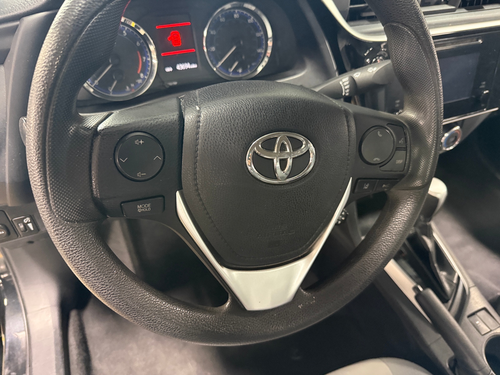 Thumbnail: 2018 Toyota Corolla - 5