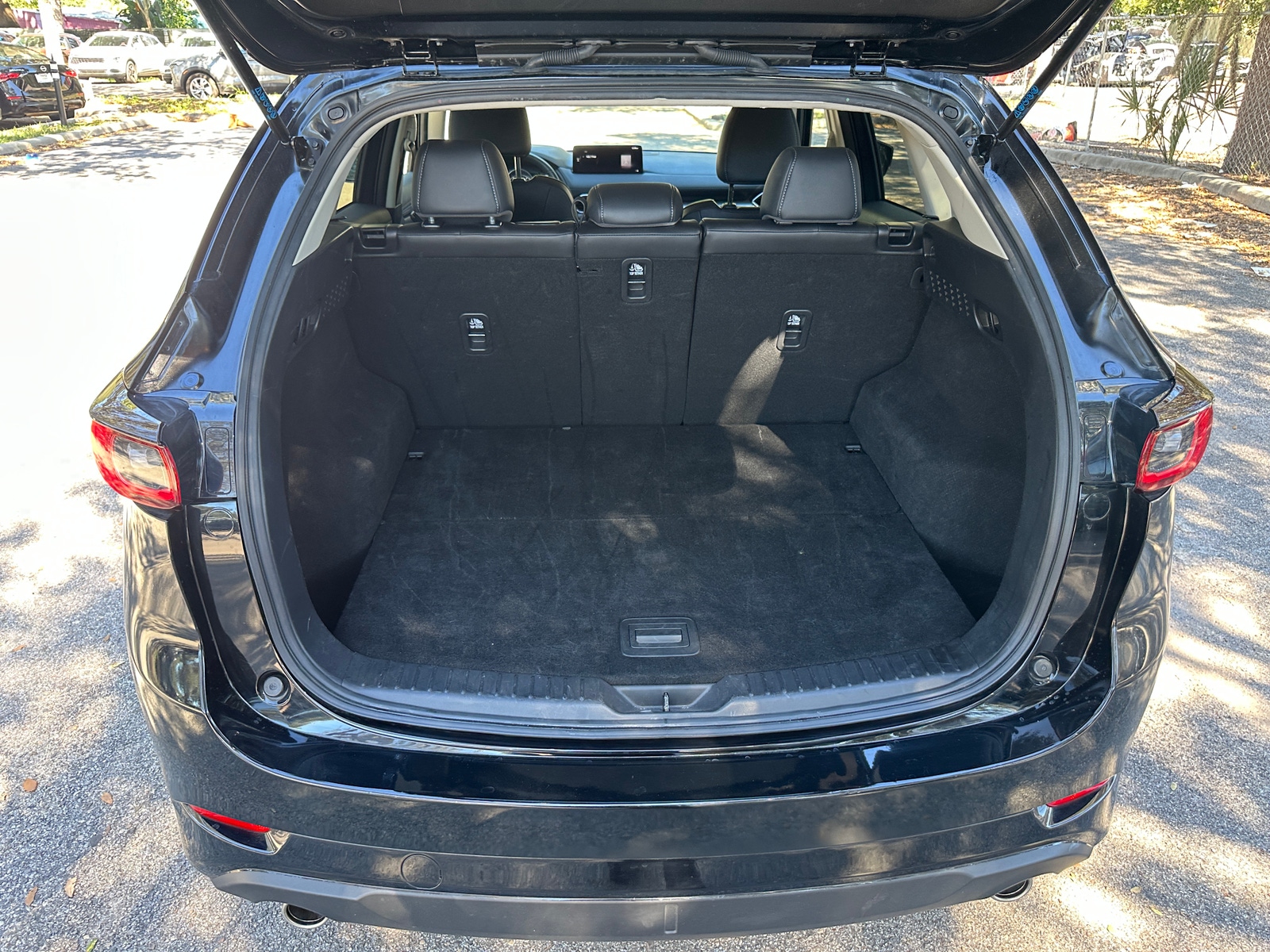 Thumbnail: 2025 Mazda CX-5 - 4