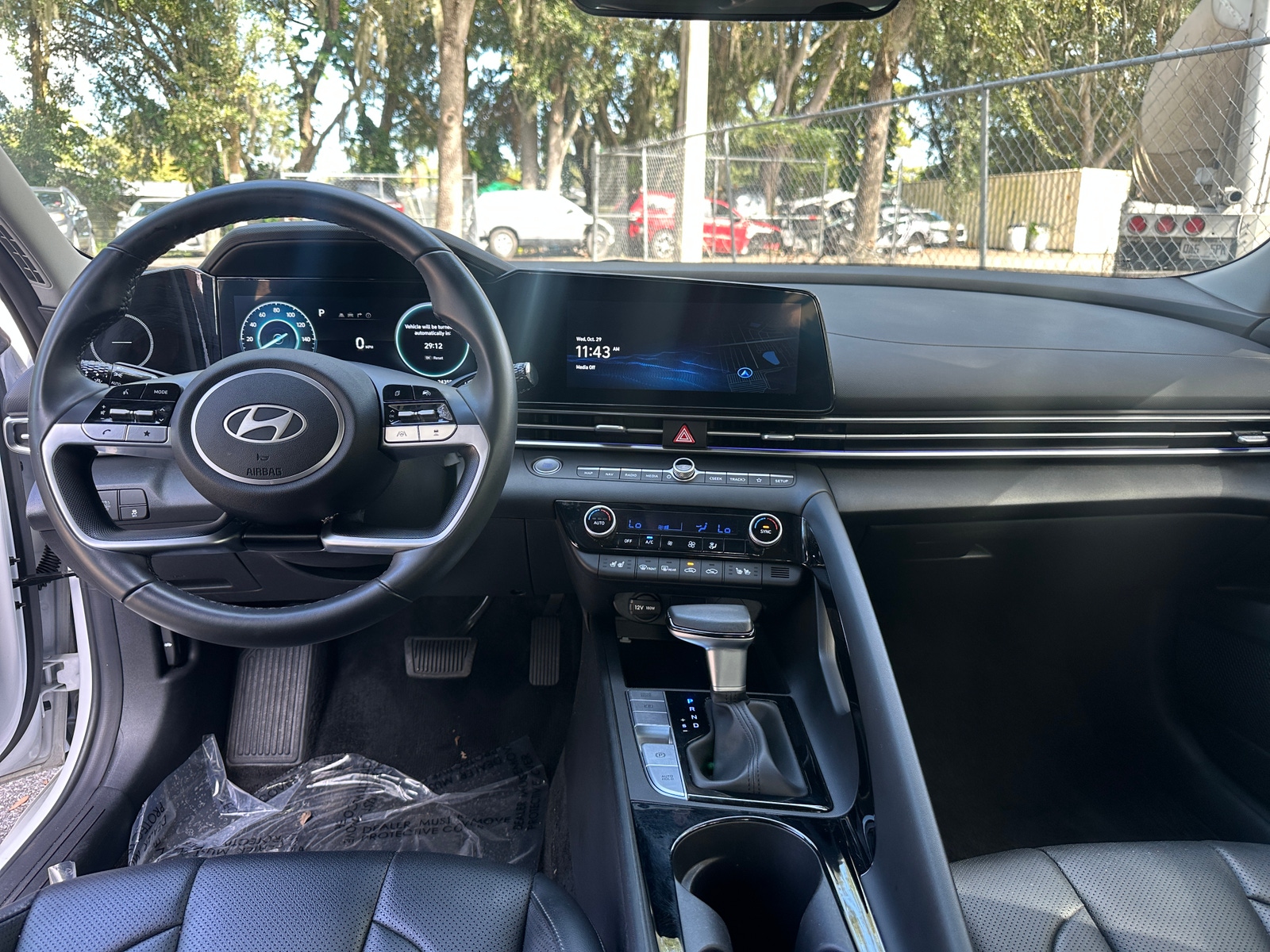 Thumbnail: 2025 Hyundai Elantra - 3