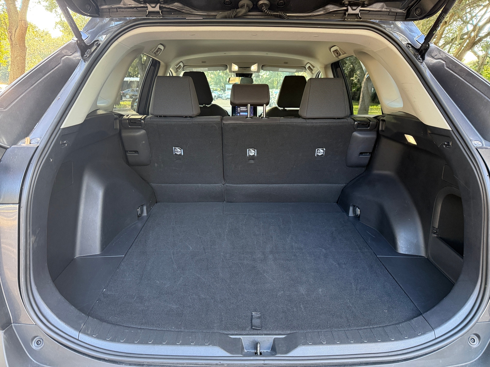 Thumbnail: 2025 Toyota RAV4 - 4