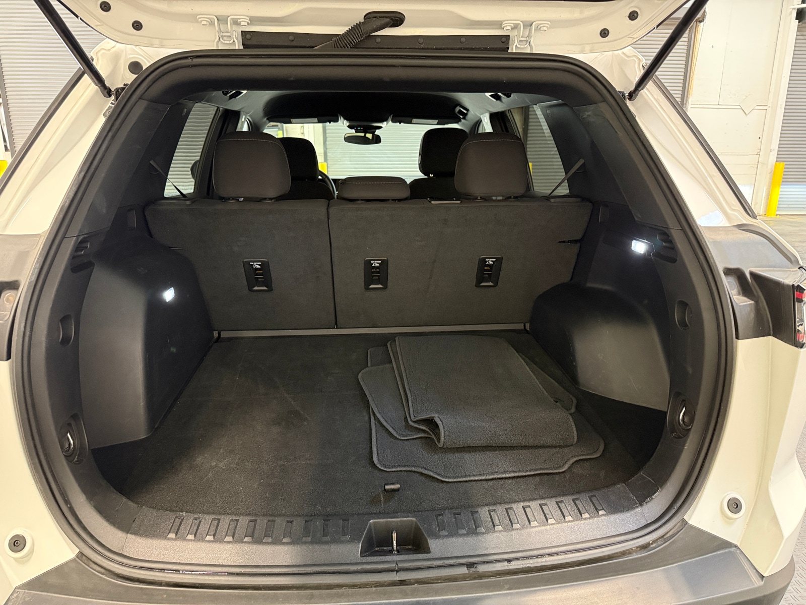 Thumbnail: 2025 Chevrolet Equinox - 7