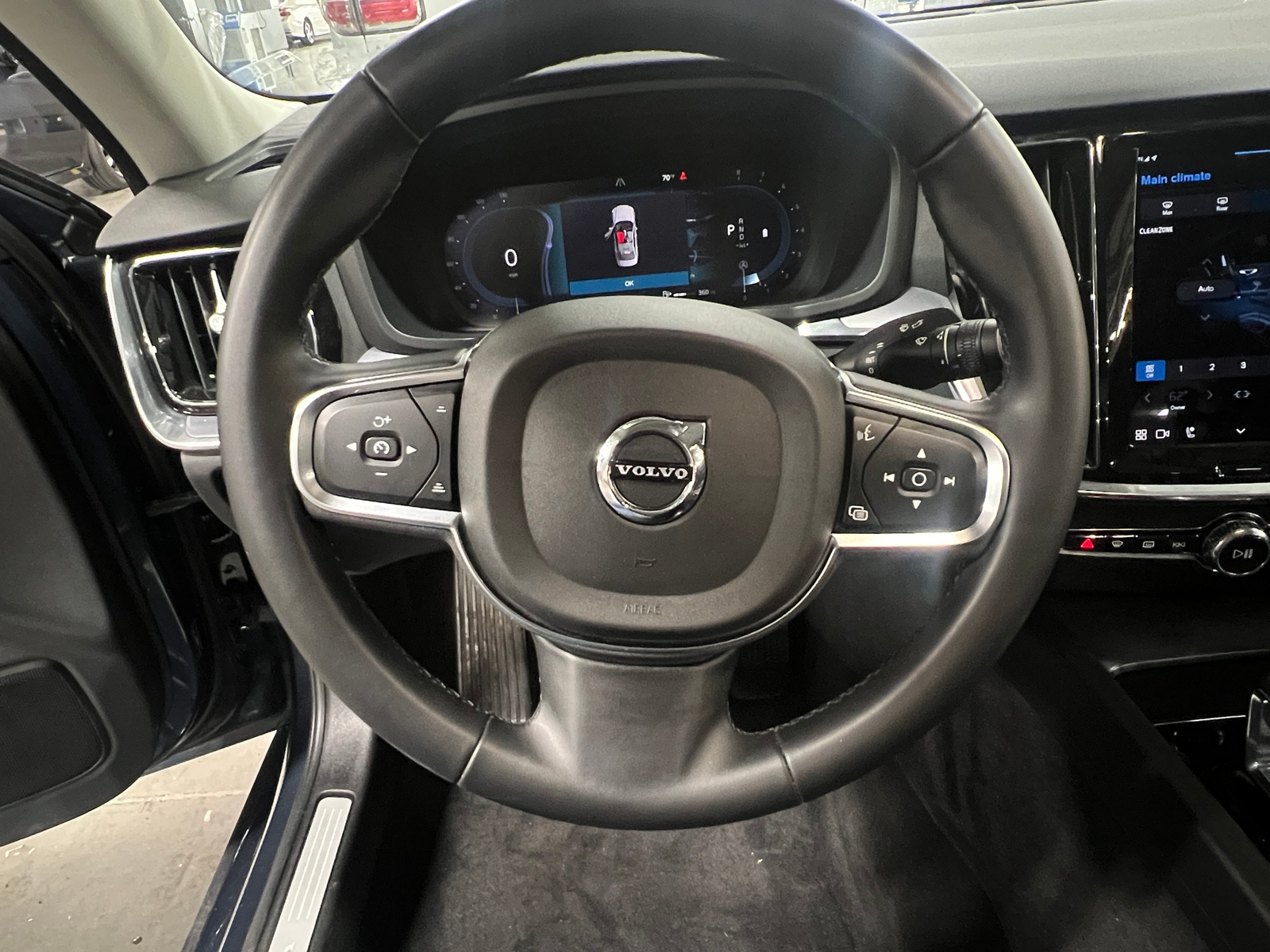 Thumbnail: 2024 Volvo S60 - 4