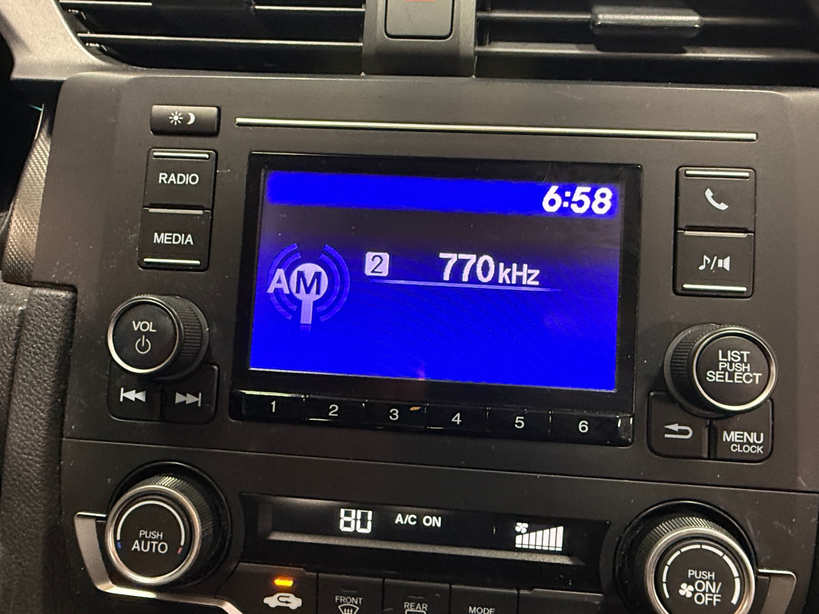 Thumbnail: 2020 Honda Civic - 4