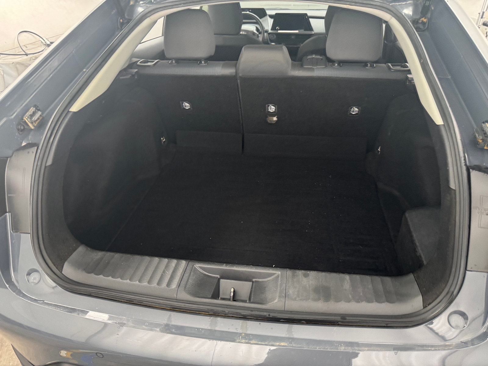 Thumbnail: 2024 Toyota Prius - 7