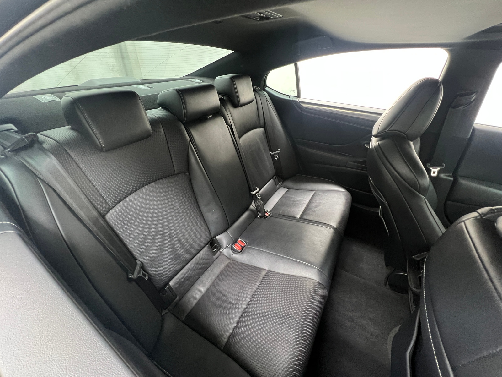 Thumbnail: 2019 Lexus ES - 6