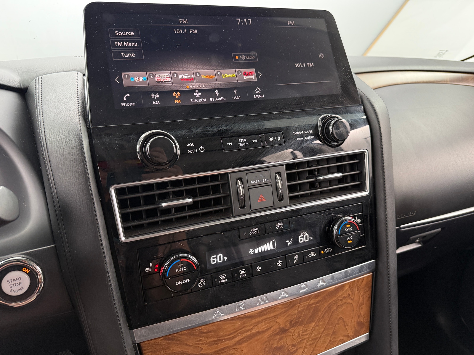 Thumbnail: 2021 Nissan Armada - 3