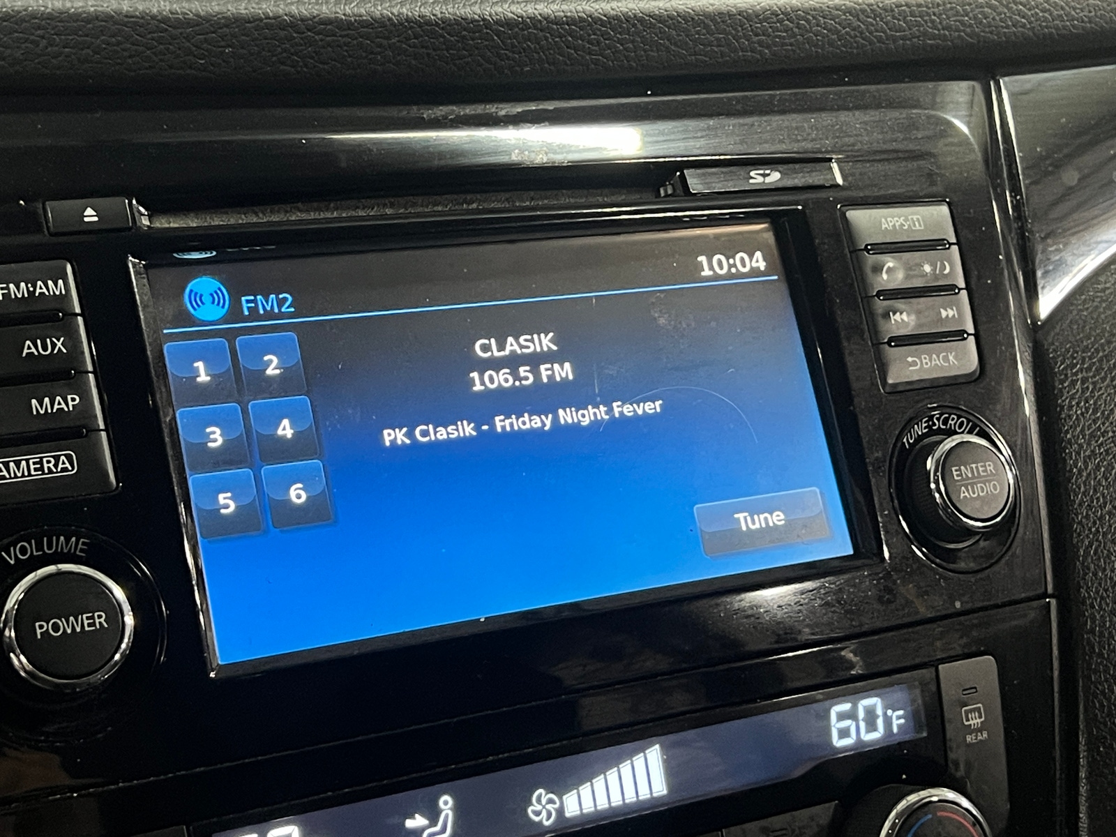 Thumbnail: 2018 Nissan Rogue Sport - 4