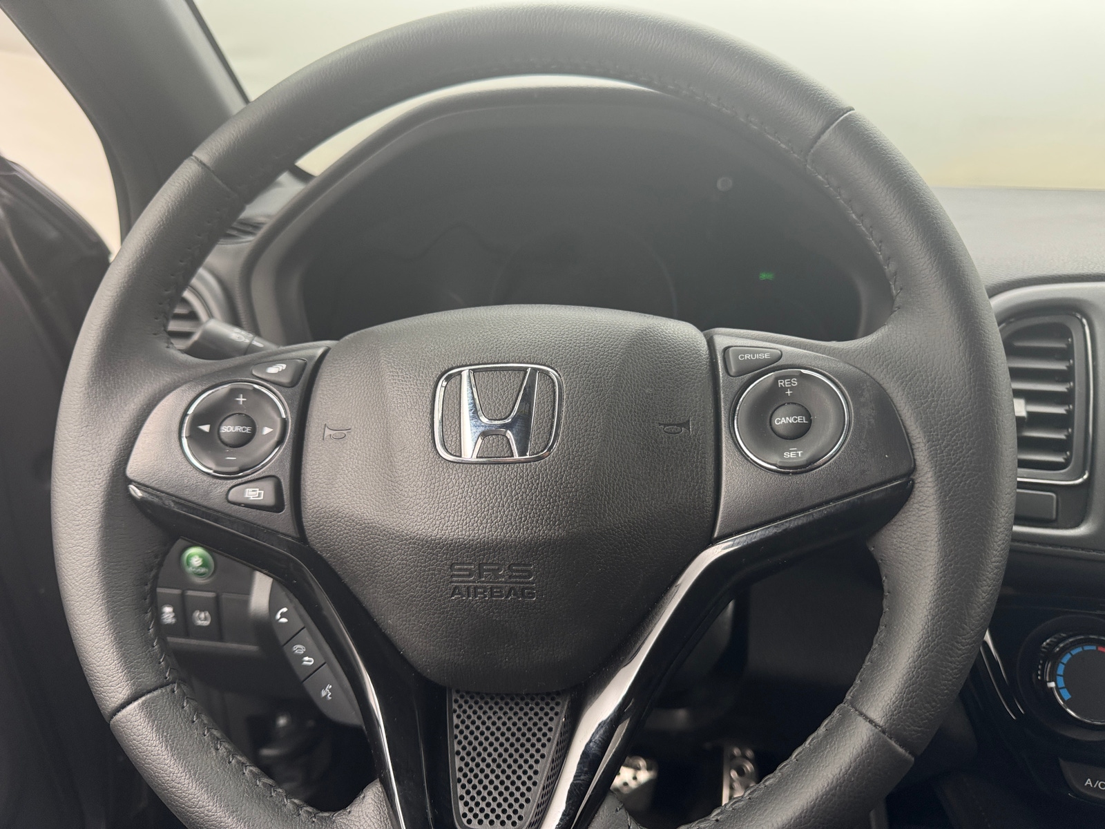 Thumbnail: 2022 Honda HR-V - 5