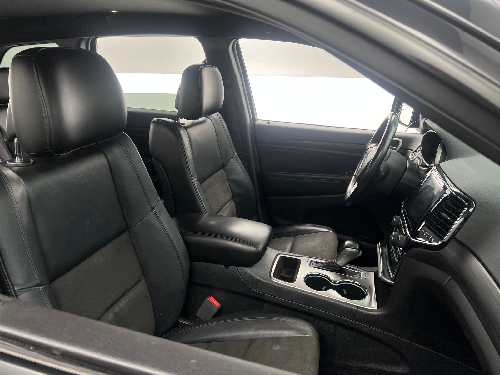 Thumbnail: 2020 Jeep Grand Cherokee - 2