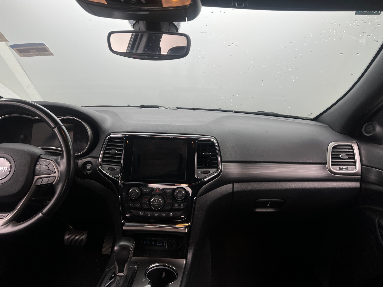 Thumbnail: 2020 Jeep Grand Cherokee - 3