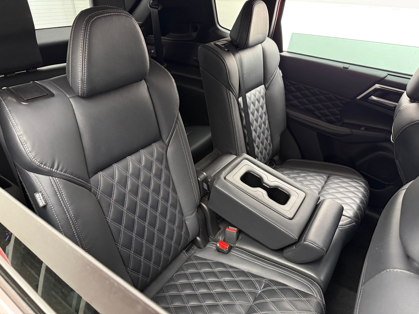 Thumbnail: 2023 Mitsubishi Outlander - 5