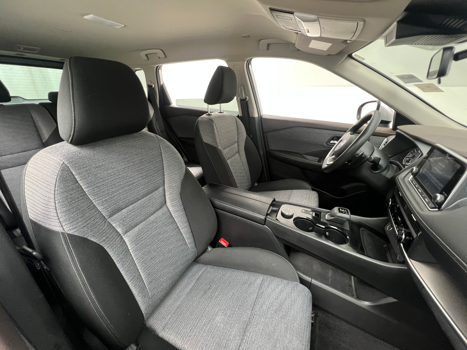 Thumbnail: 2023 Nissan Rogue - 2