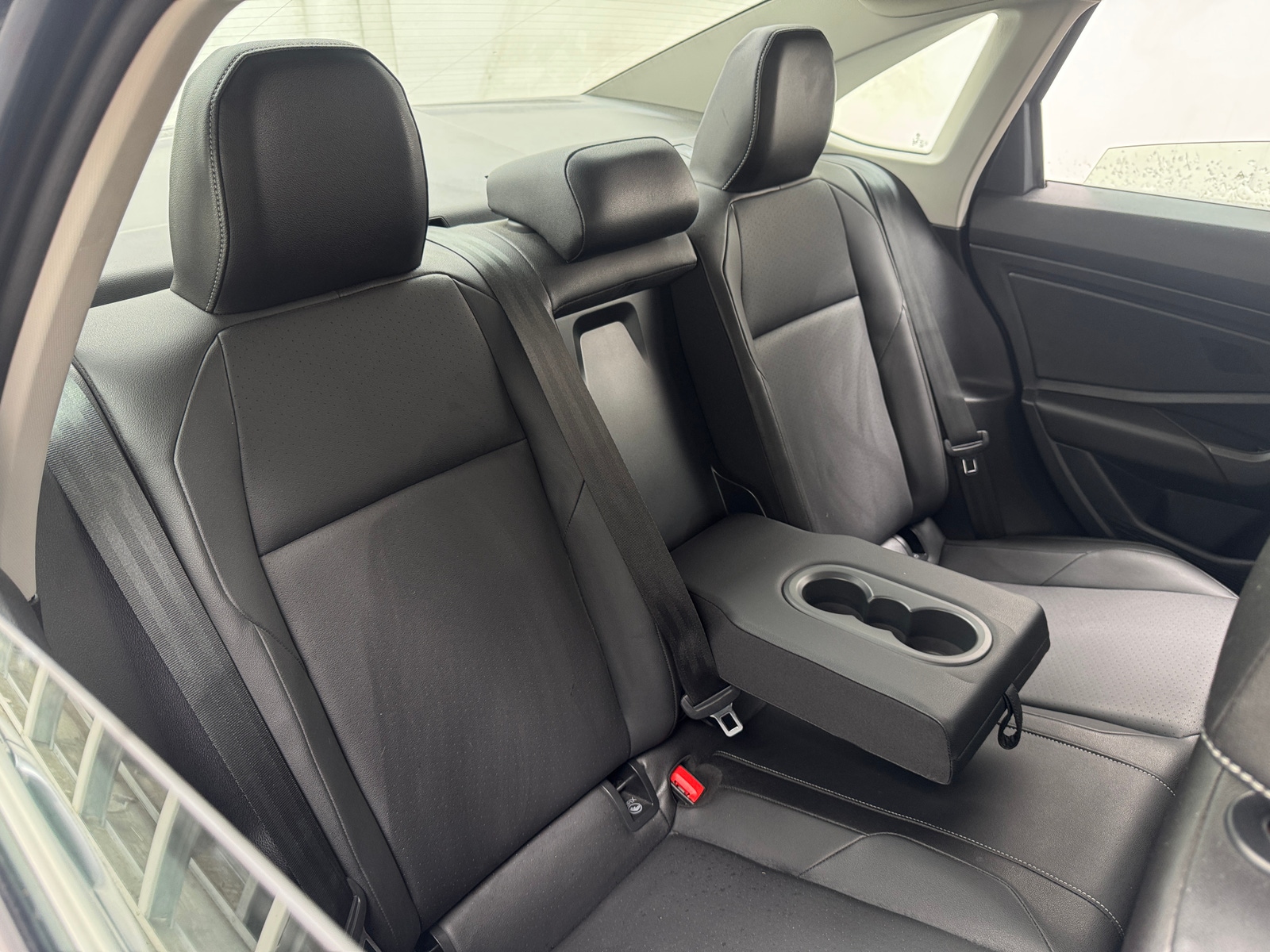 Thumbnail: 2019 Volkswagen Jetta - 5