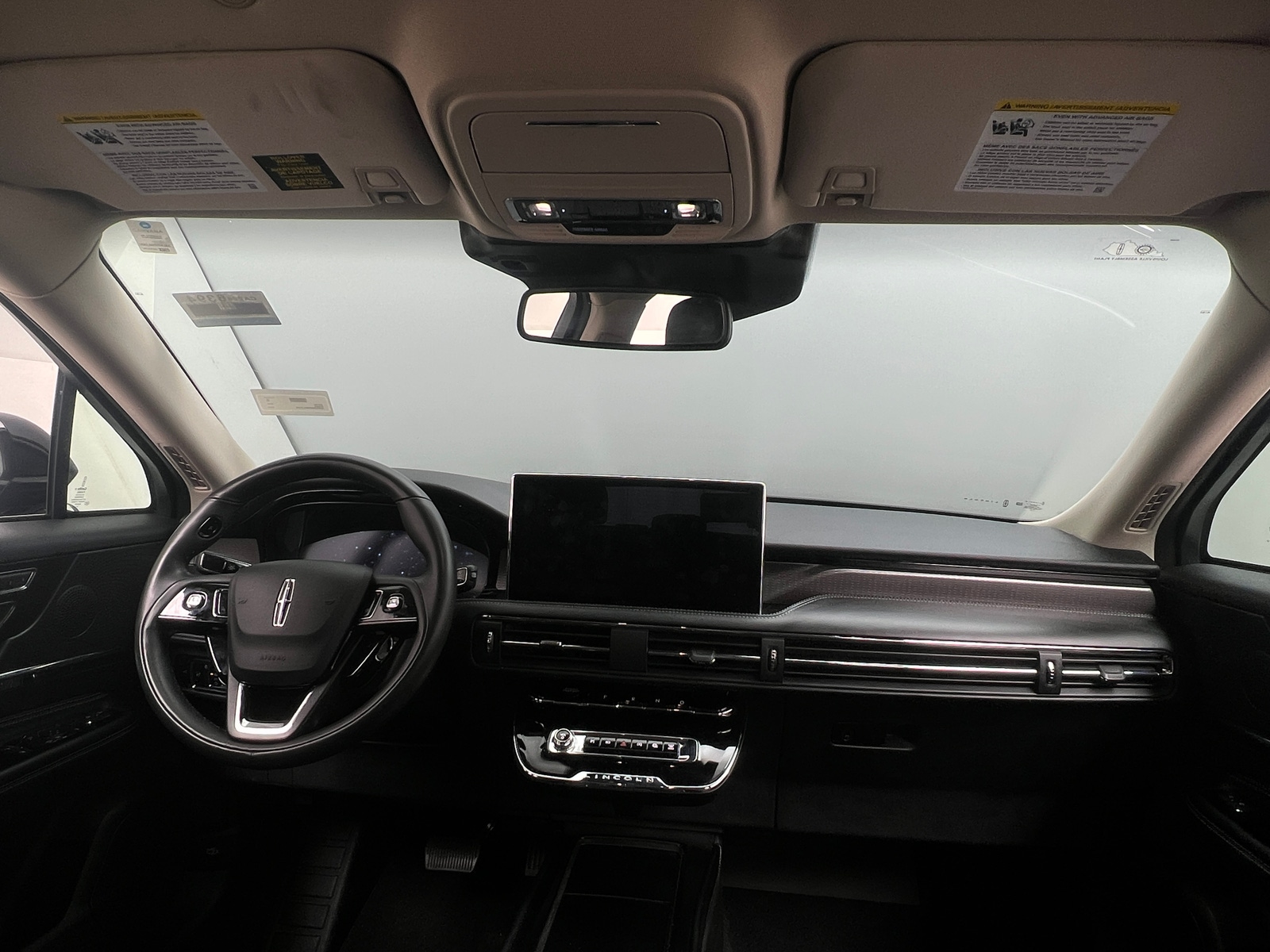 Thumbnail: 2024 Lincoln Corsair - 2