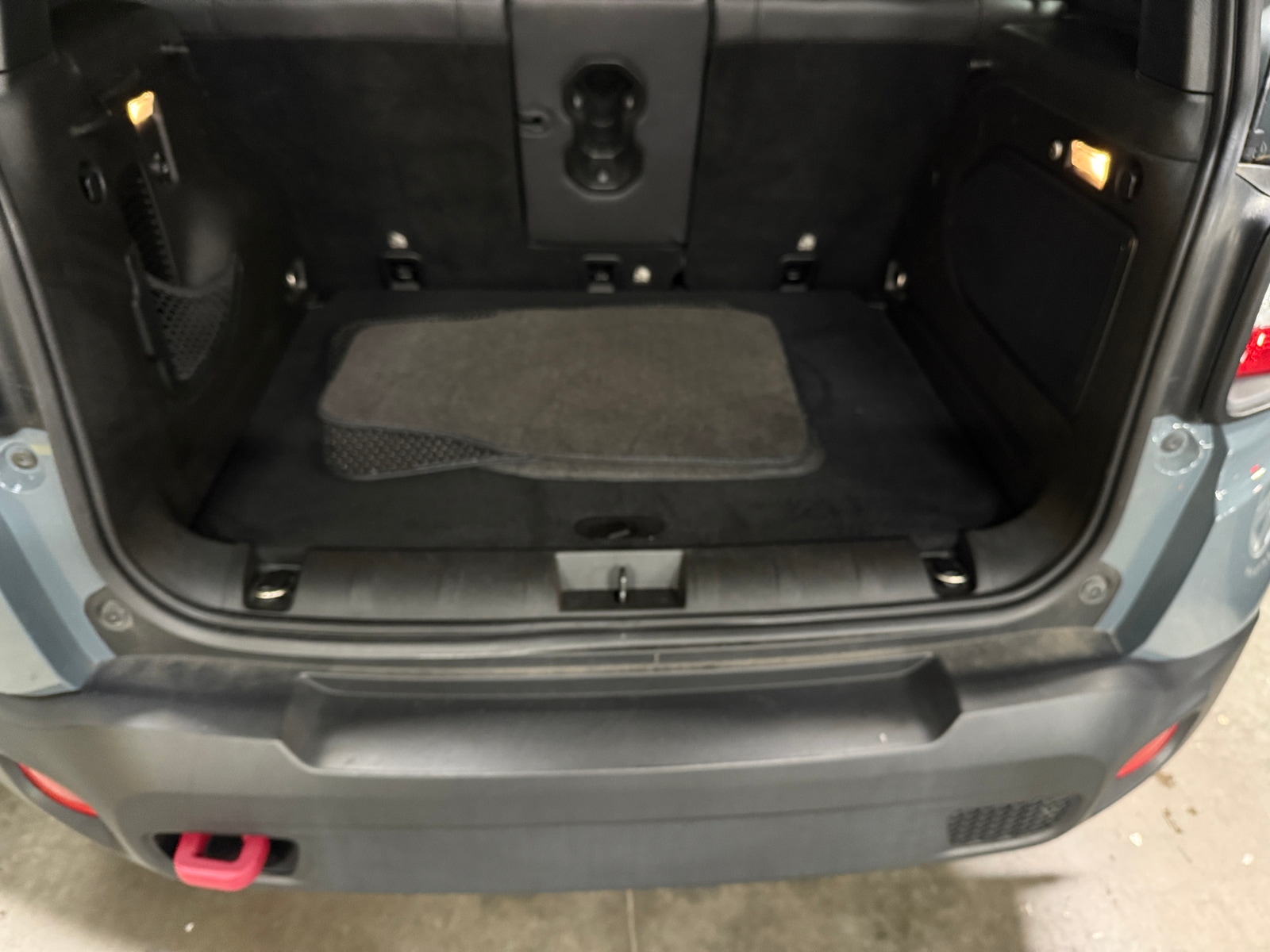 Thumbnail: 2016 Jeep Renegade - 7