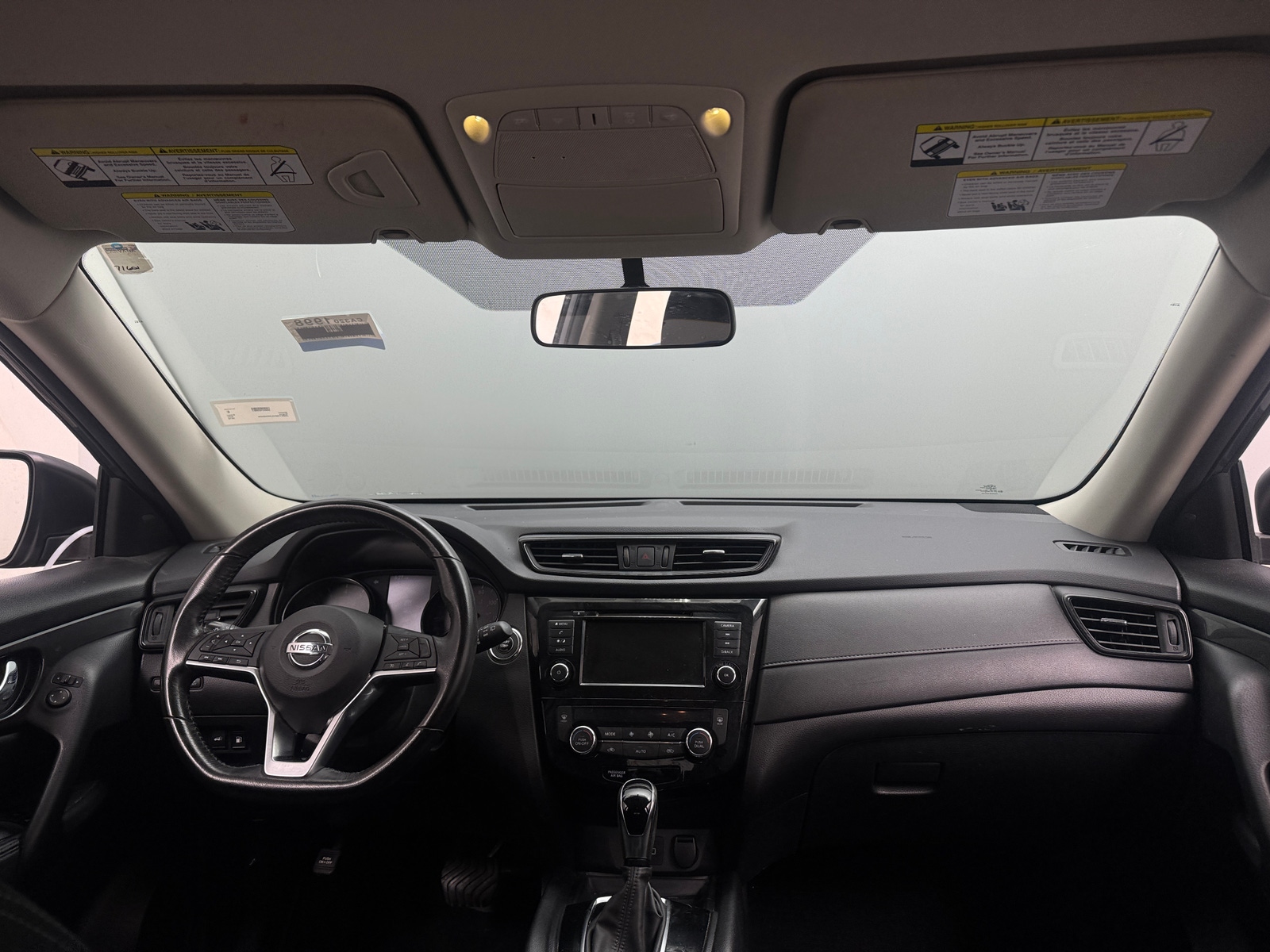 Thumbnail: 2018 Nissan Rogue - 3