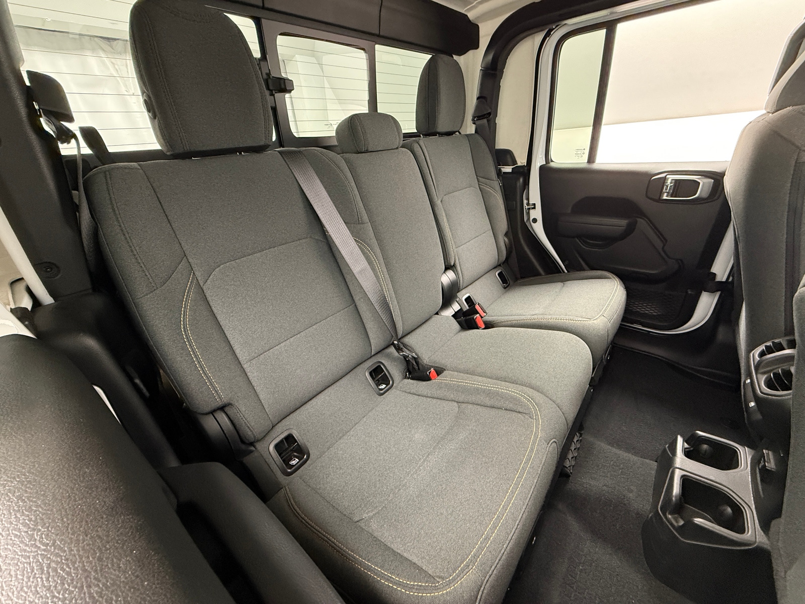 Thumbnail: 2024 Jeep Gladiator - 6