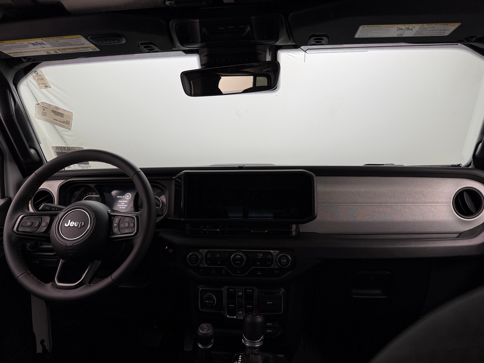 Thumbnail: 2024 Jeep Gladiator - 3