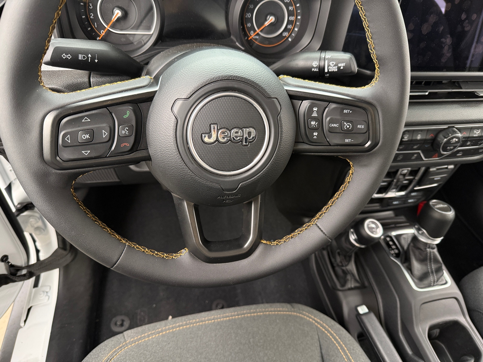 Thumbnail: 2024 Jeep Gladiator - 5