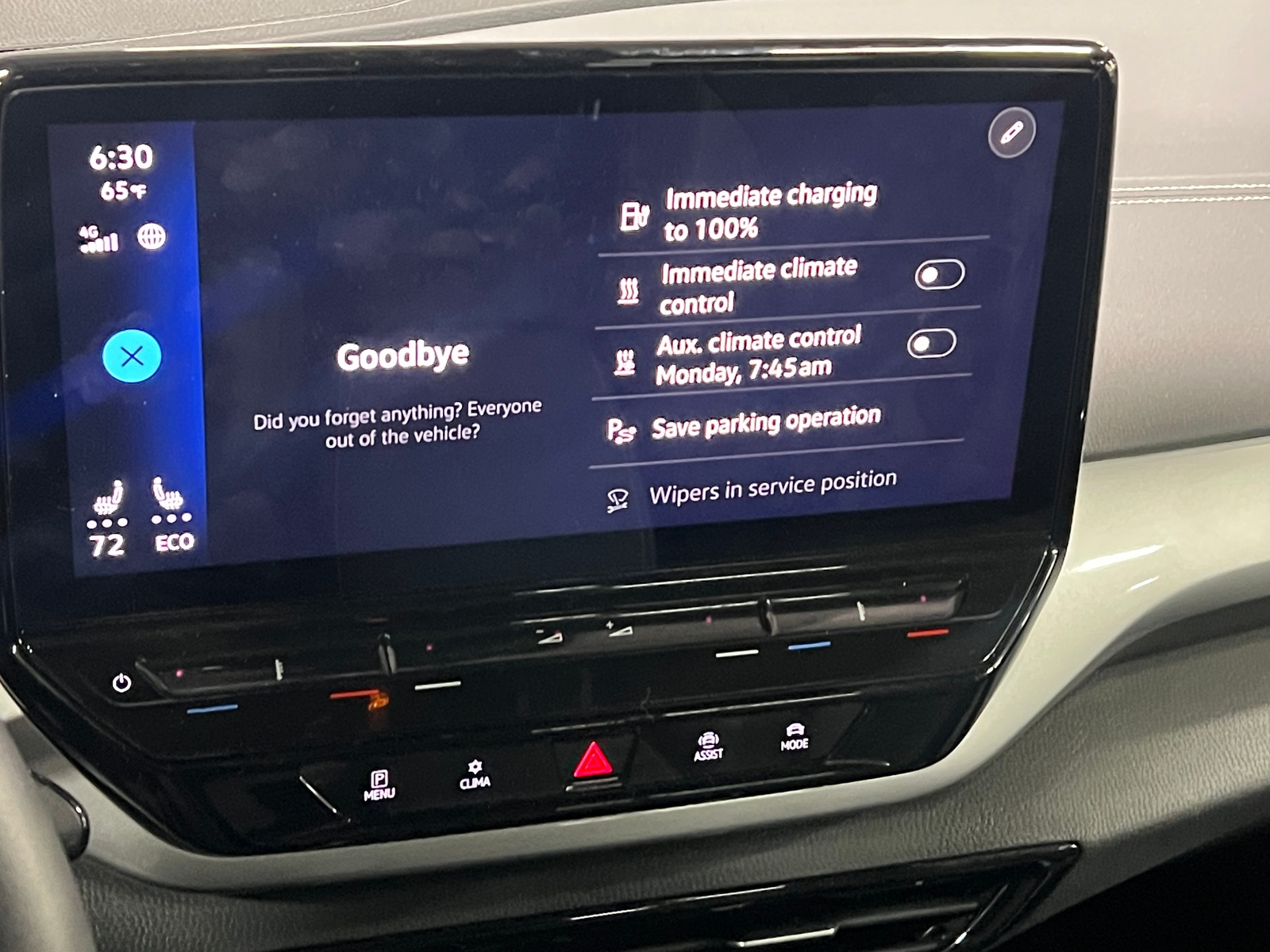 Thumbnail: 2023 Volkswagen ID.4 - 3