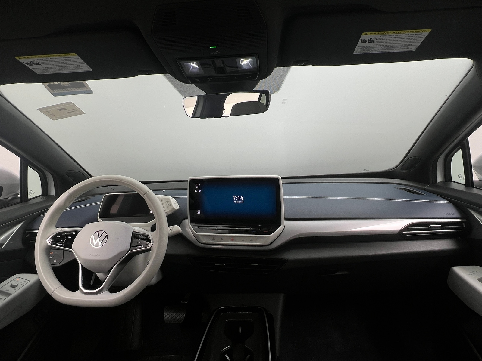 Thumbnail: 2023 Volkswagen ID.4 - 2