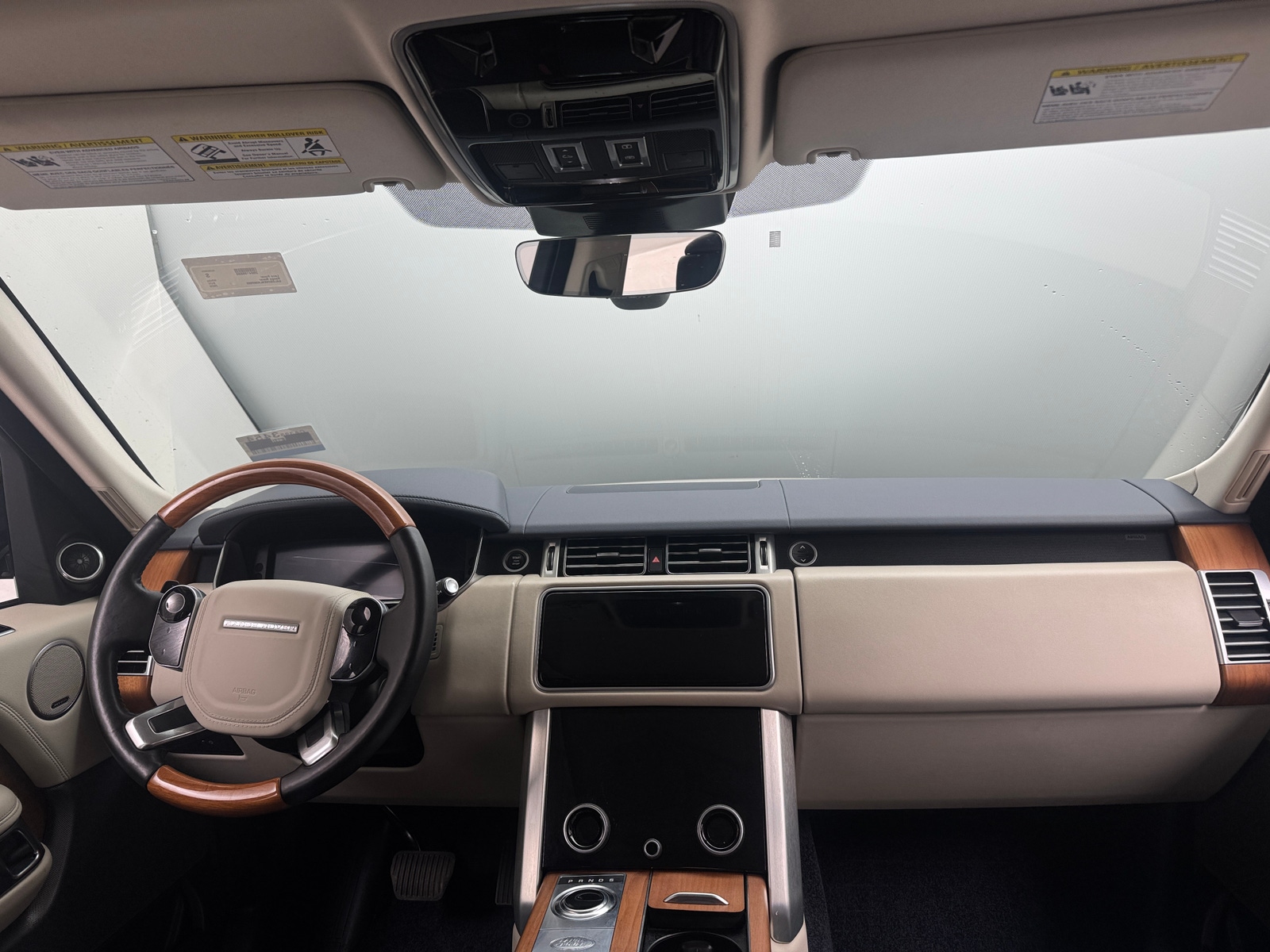 Thumbnail: 2020 Land Rover Range Rover - 2