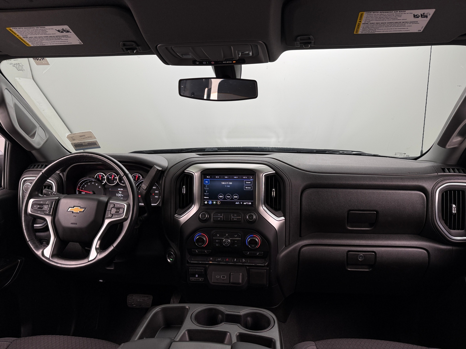 Thumbnail: 2020 Chevrolet Silverado 1500 - 3